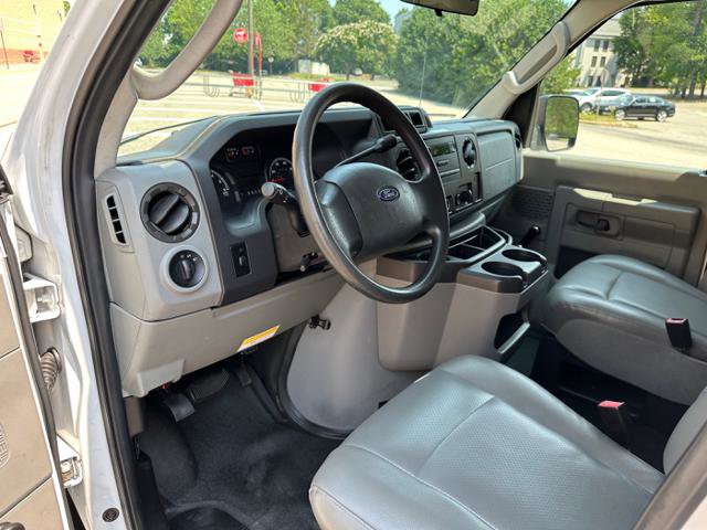 Used 2010 Ford E-250 and Econoline 250 E-250 ( NATURAL GAS) ONLY image 13