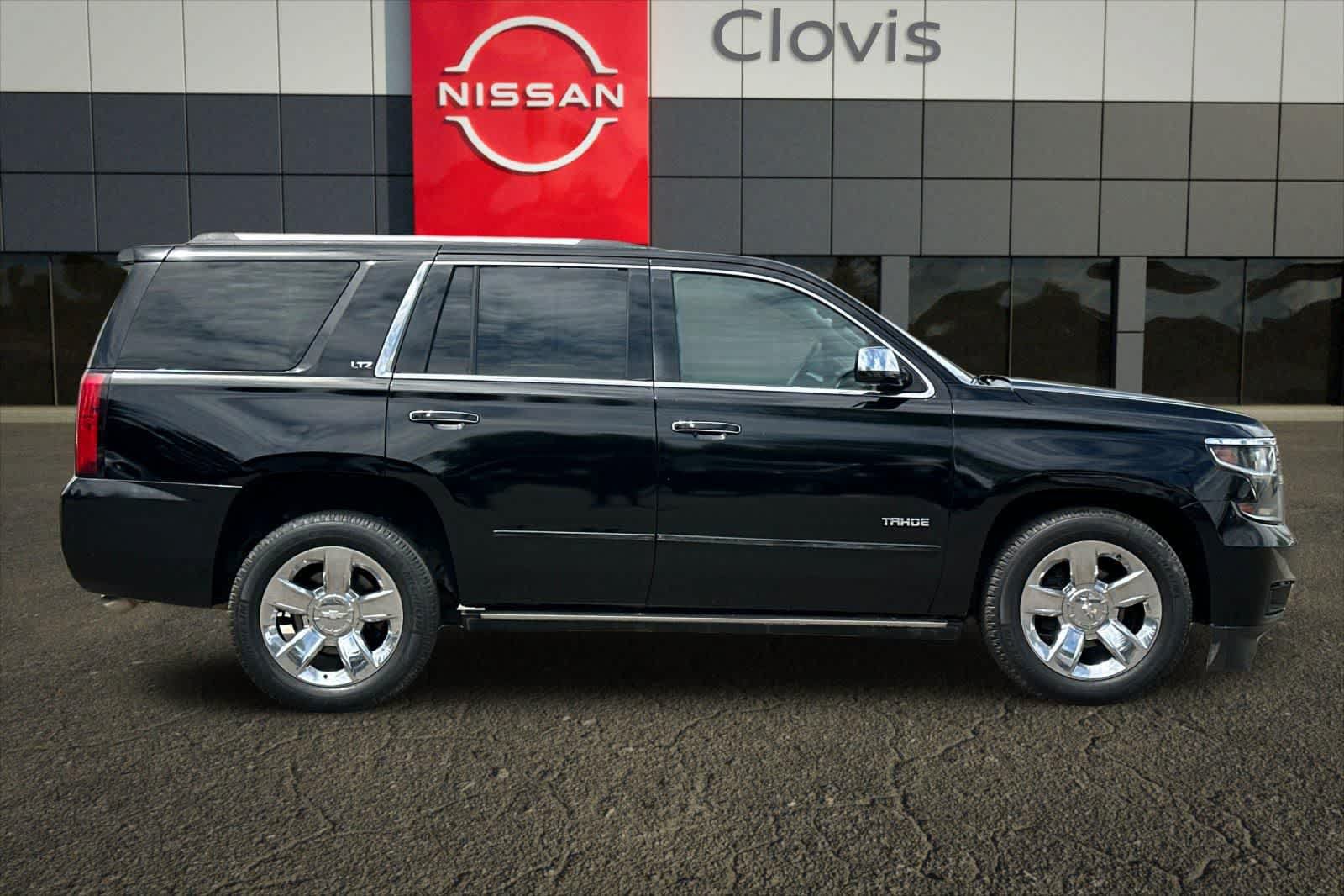 Used 2015 Chevrolet Tahoe LTZ AWD/4WD image 9