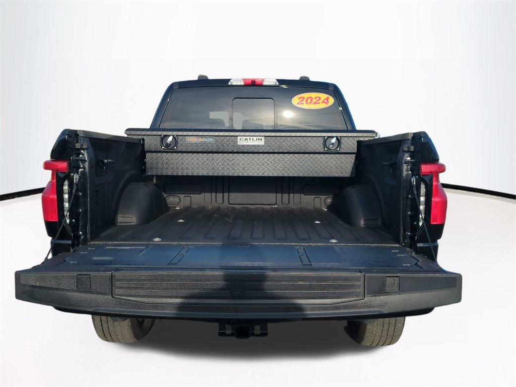 Used 2024 Ford F150 Lightning Lariat image 14