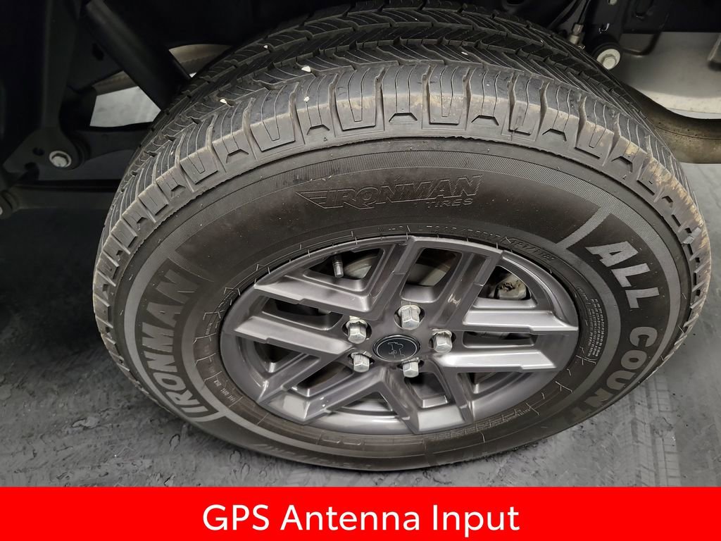 Used 2024 Jeep Gladiator Sport image 10