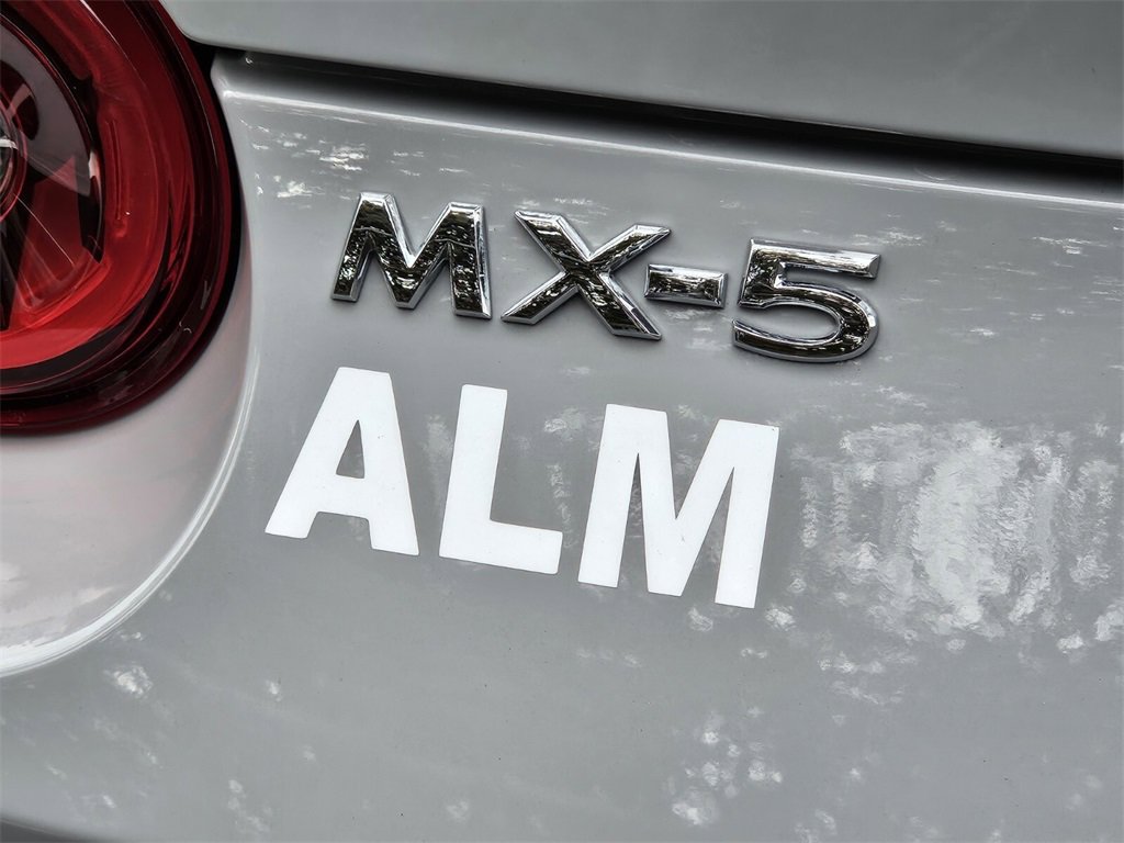 New 2025 MAZDA MX-5 Miata Club image 11
