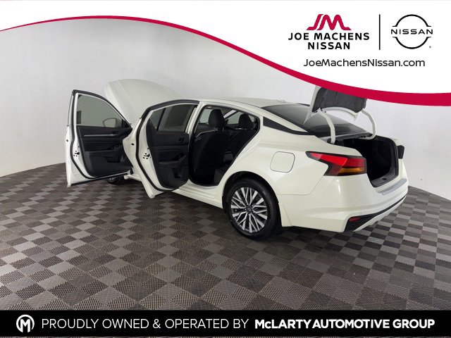 Certified 2023 Nissan Altima 2.5 SV image 16