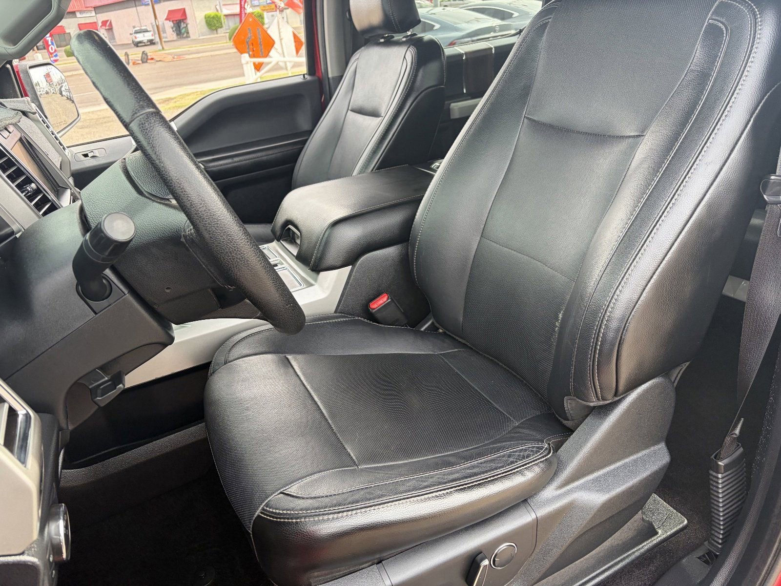 Used 2015 Ford F150 Lariat w/ Equipment Group 501A Mid AWD/4WD image 21