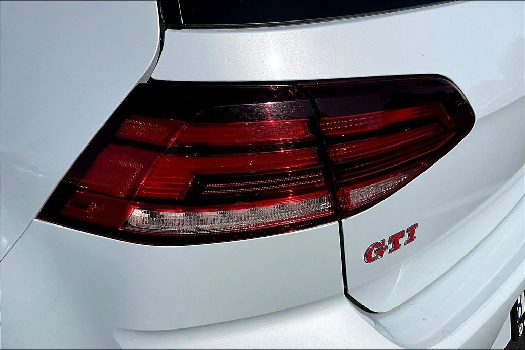 Used 2019 Volkswagen GTI S w/ Driver Assistance Package image 20