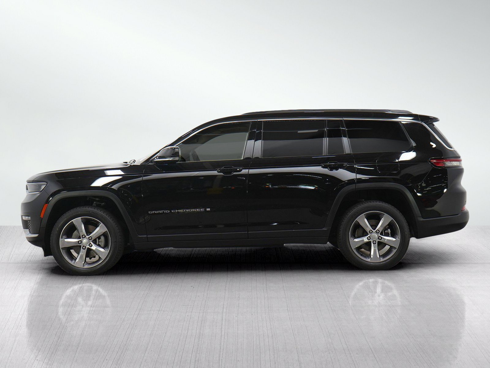 Used 2021 Jeep Grand Cherokee L Limited w/ Trailer Tow Group (B) AWD/4WD image 2