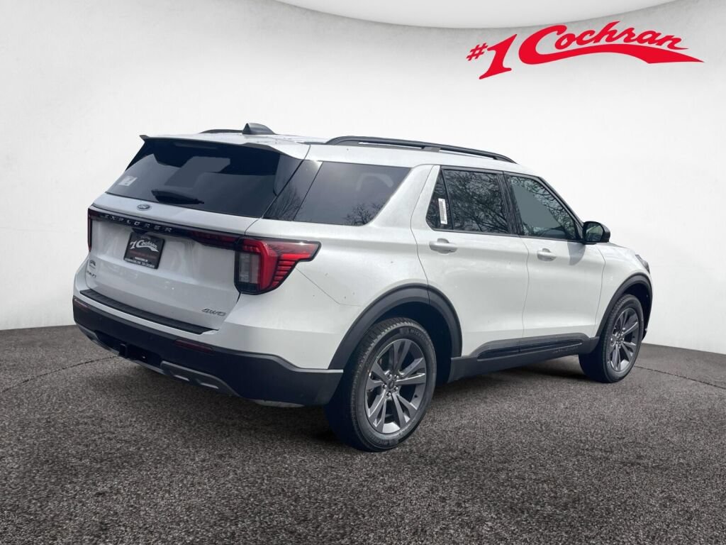 New 2026 Ford Explorer Active w/ Active Comfort Package AWD/4WD image 7
