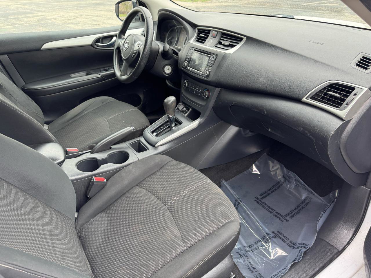 Used 2018 Nissan Sentra S image 31