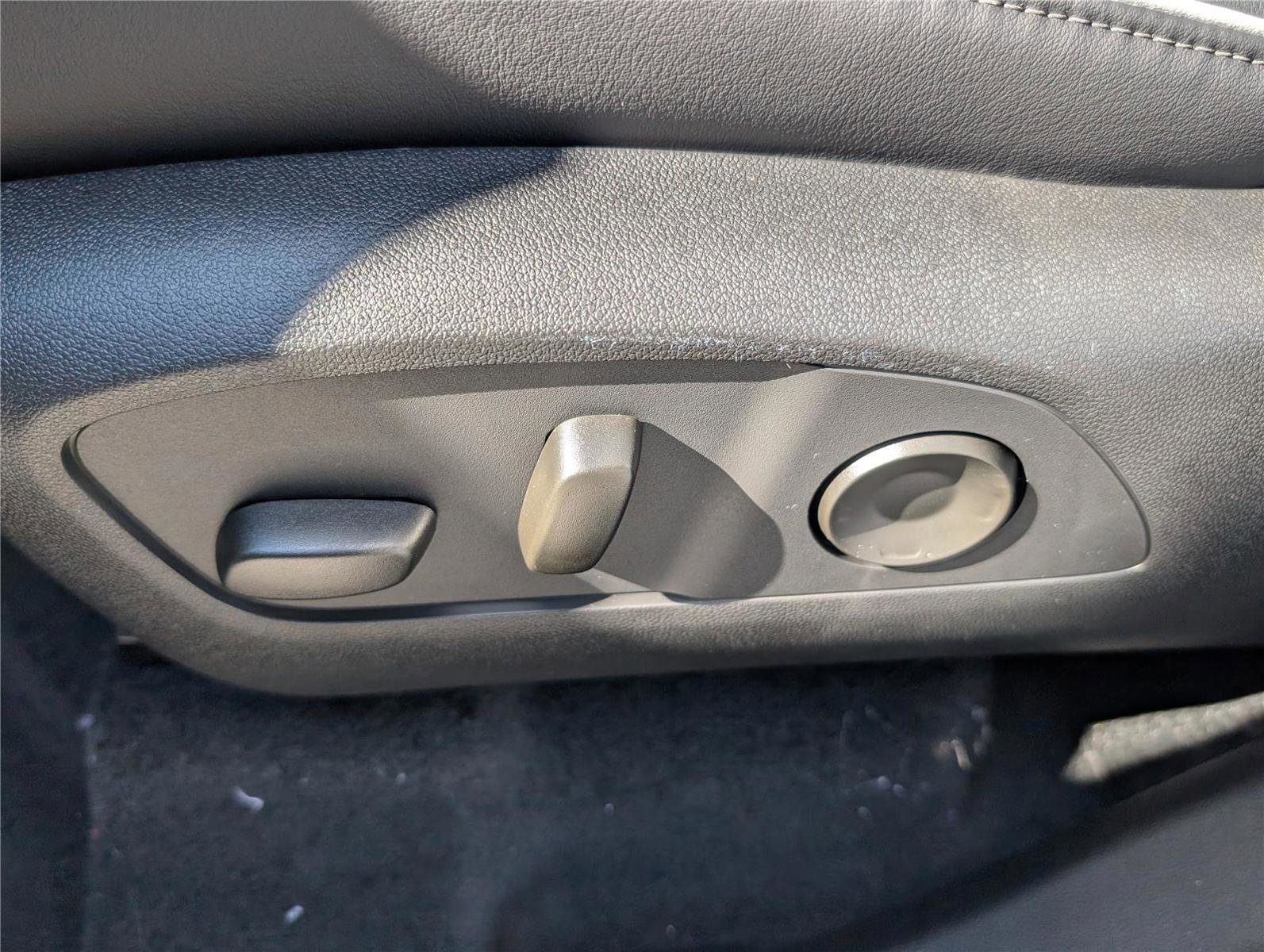 New 2026 Buick Enclave Sport Touring w/ Power Package image 23