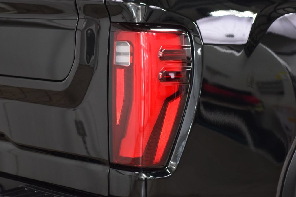 Used 2025 GMC Sierra 2500 Denali w/ Denali Reserve Package AWD/4WD image 21