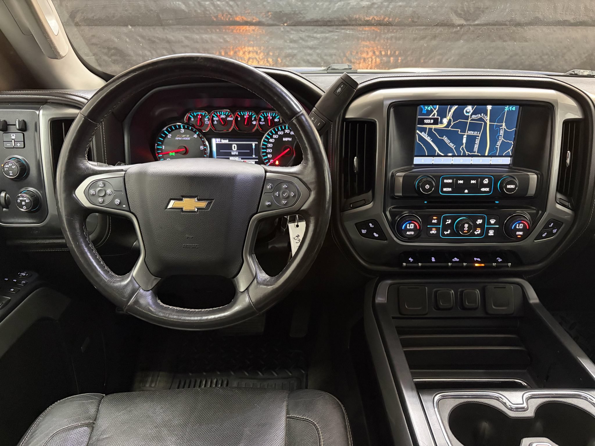Used 2015 Chevrolet Silverado 1500 LTZ Z71 w/ LTZ Plus Package AWD/4WD image 10