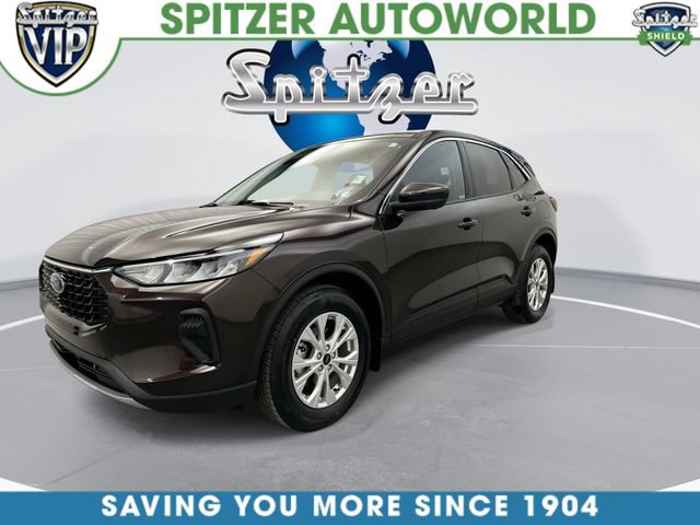Used 2023 Ford Escape Active w/ Tech Pack #2 AWD/4WD image 4
