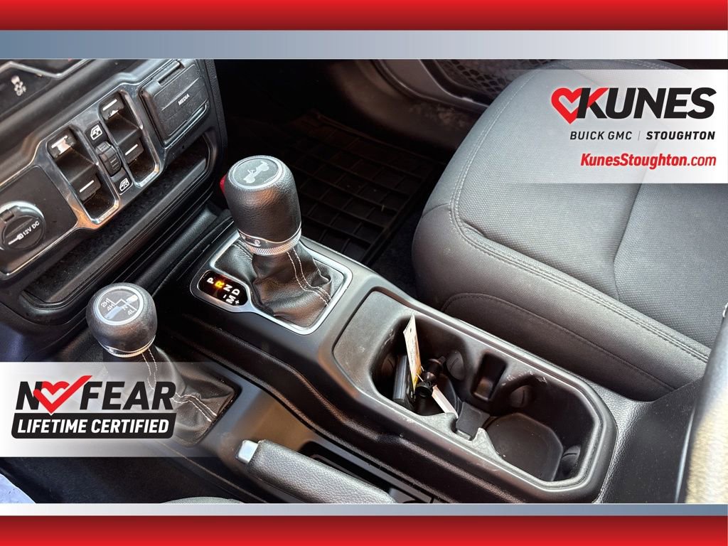 Used 2021 Jeep Wrangler Unlimited Sahara w/ Uconnect 4C Nav & Sound Group image 35