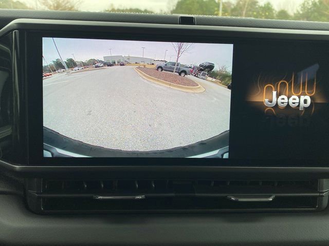 New 2026 Jeep Wrangler Unlimited Rubicon image 12