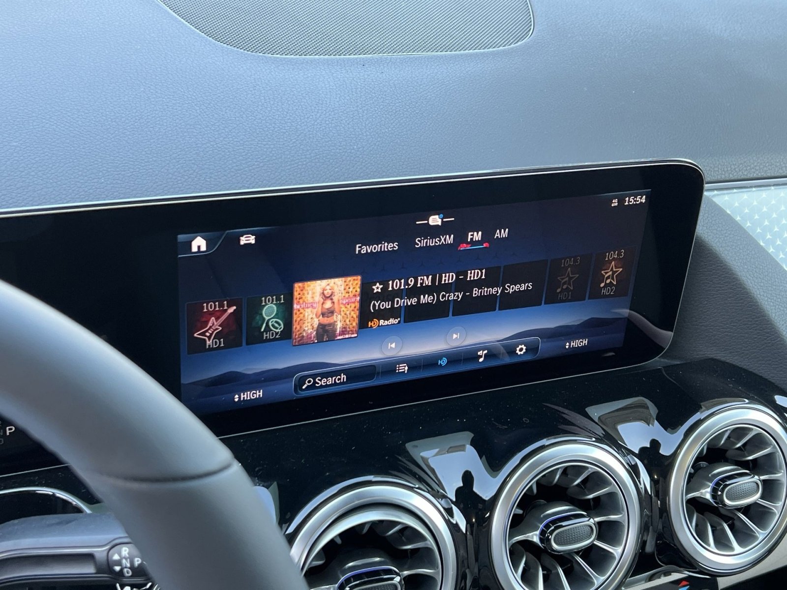 New 2026 Mercedes-Benz GLA 250 4MATIC image 16