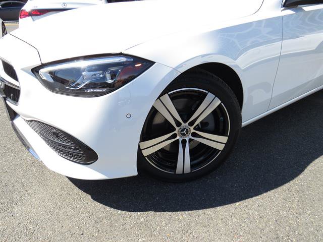 Used 2025 Mercedes-Benz C 300 4MATIC Sedan image 25