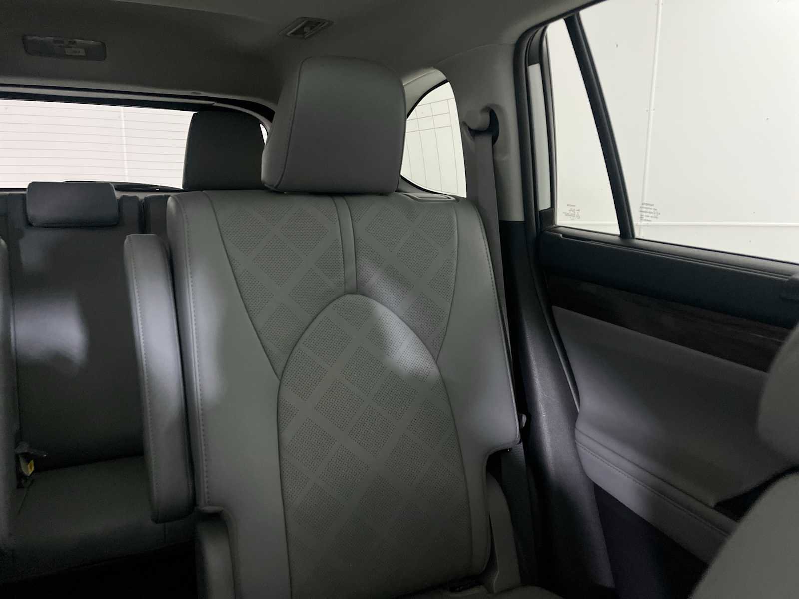 Used 2020 Toyota Highlander Platinum AWD/4WD image 14