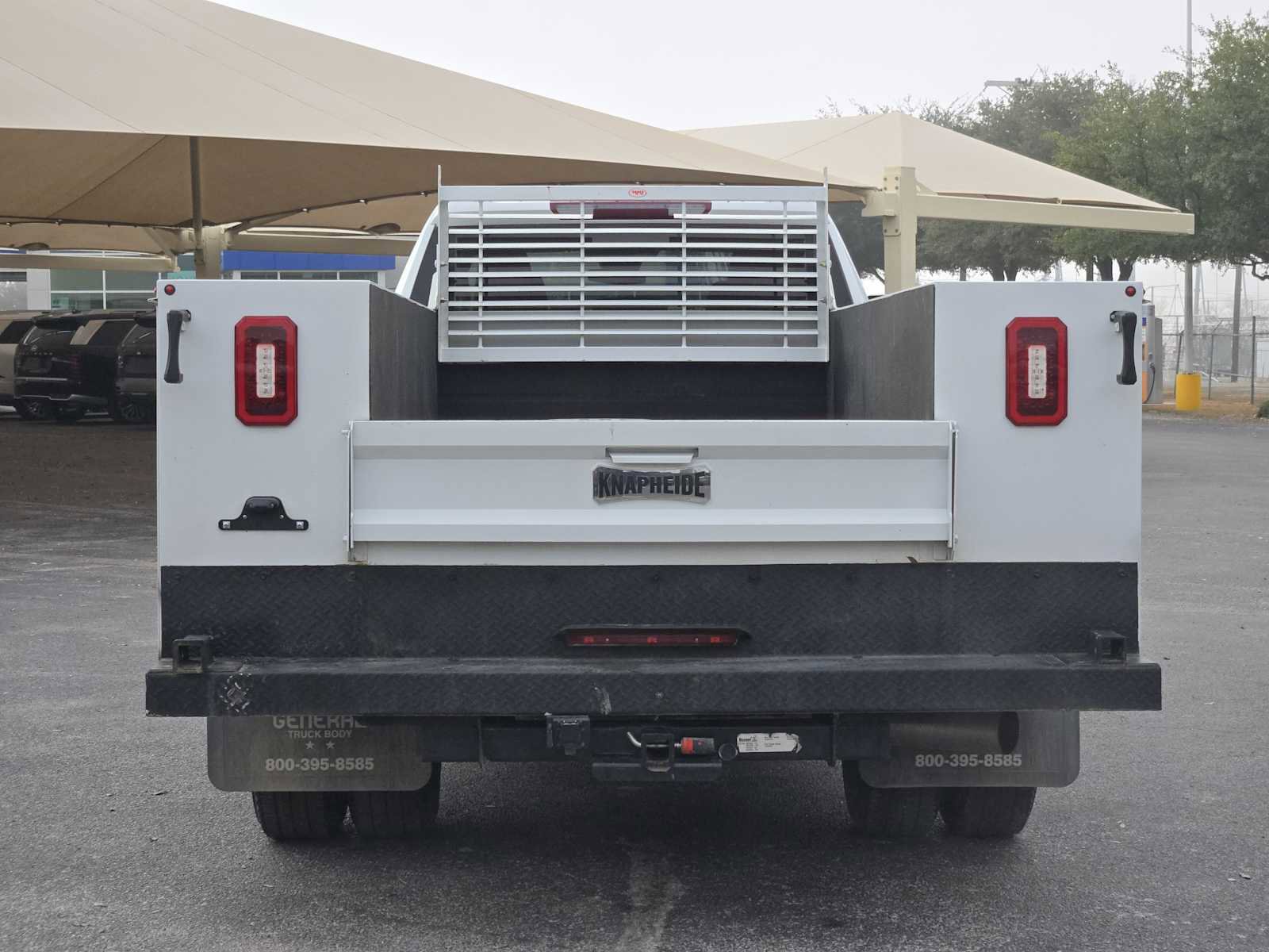 Used 2024 GMC Sierra 3500 Pro w/ Convenience Package image 6