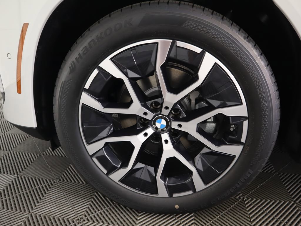 Certified 2025 BMW X3 xDrive30i w/ Premium Package image 32