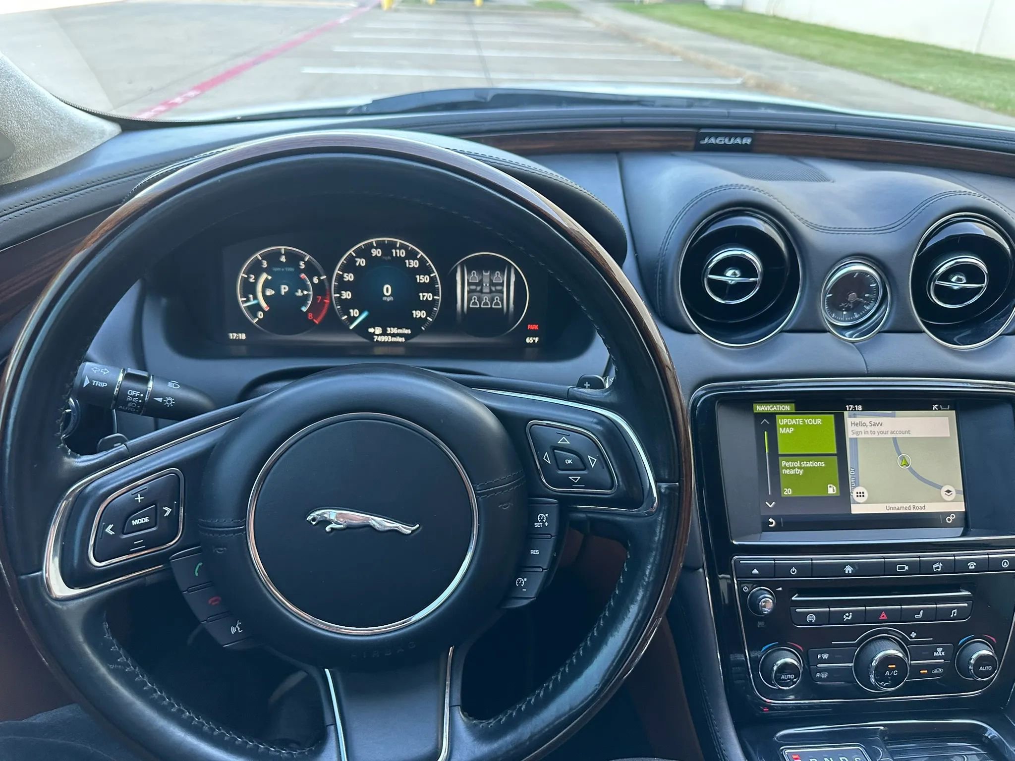 Used 2017 Jaguar XJ L Portfolio AWD/4WD image 39