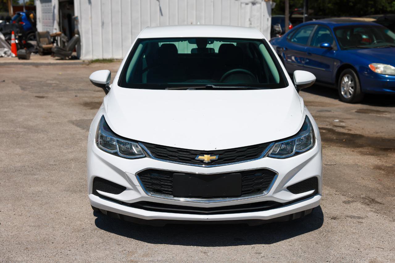 Used 2018 Chevrolet Cruze LT image 19