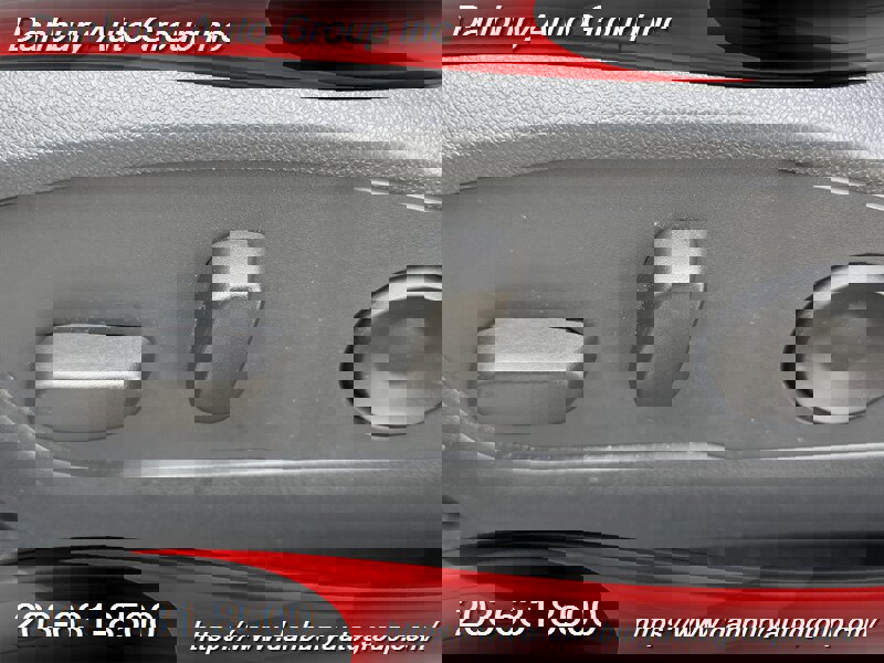 Used 2025 GMC Acadia Elevation image 10