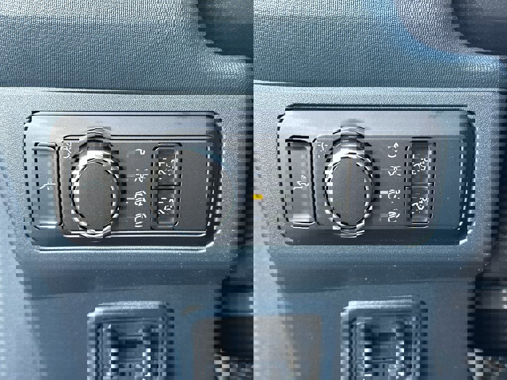 New 2026 Ford Maverick XL AWD/4WD image 24