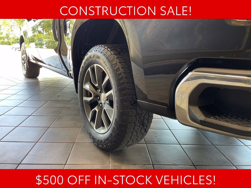 Used 2024 Chevrolet Silverado 1500 LT AWD/4WD image 19