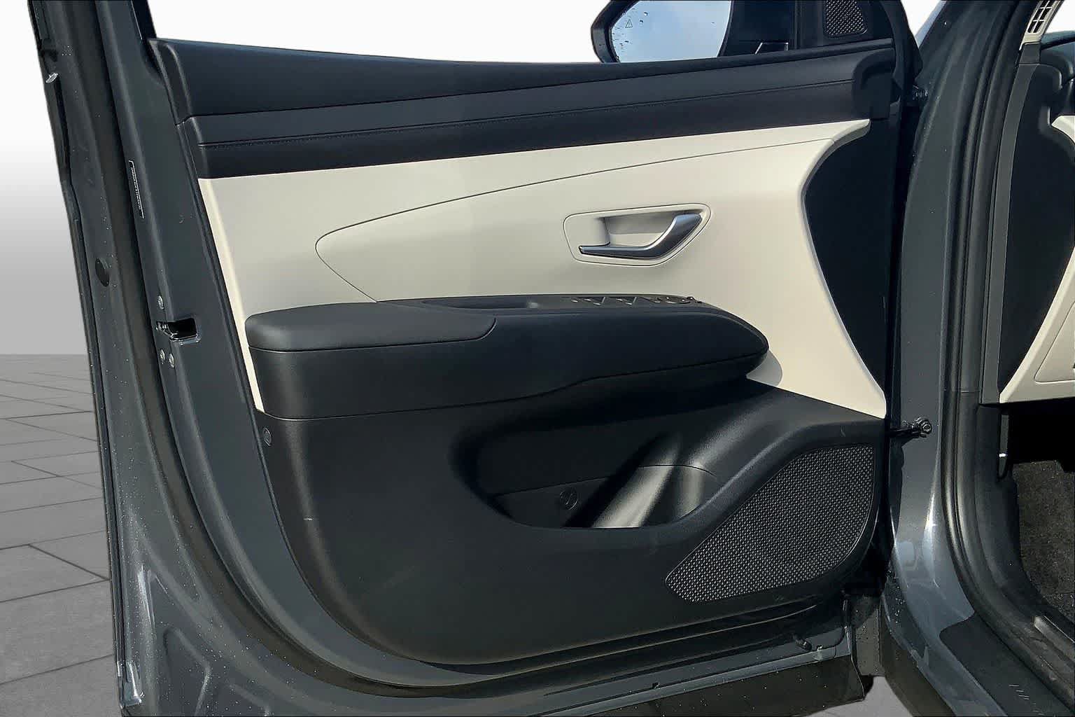 New 2026 Hyundai Tucson SE FWD image 10