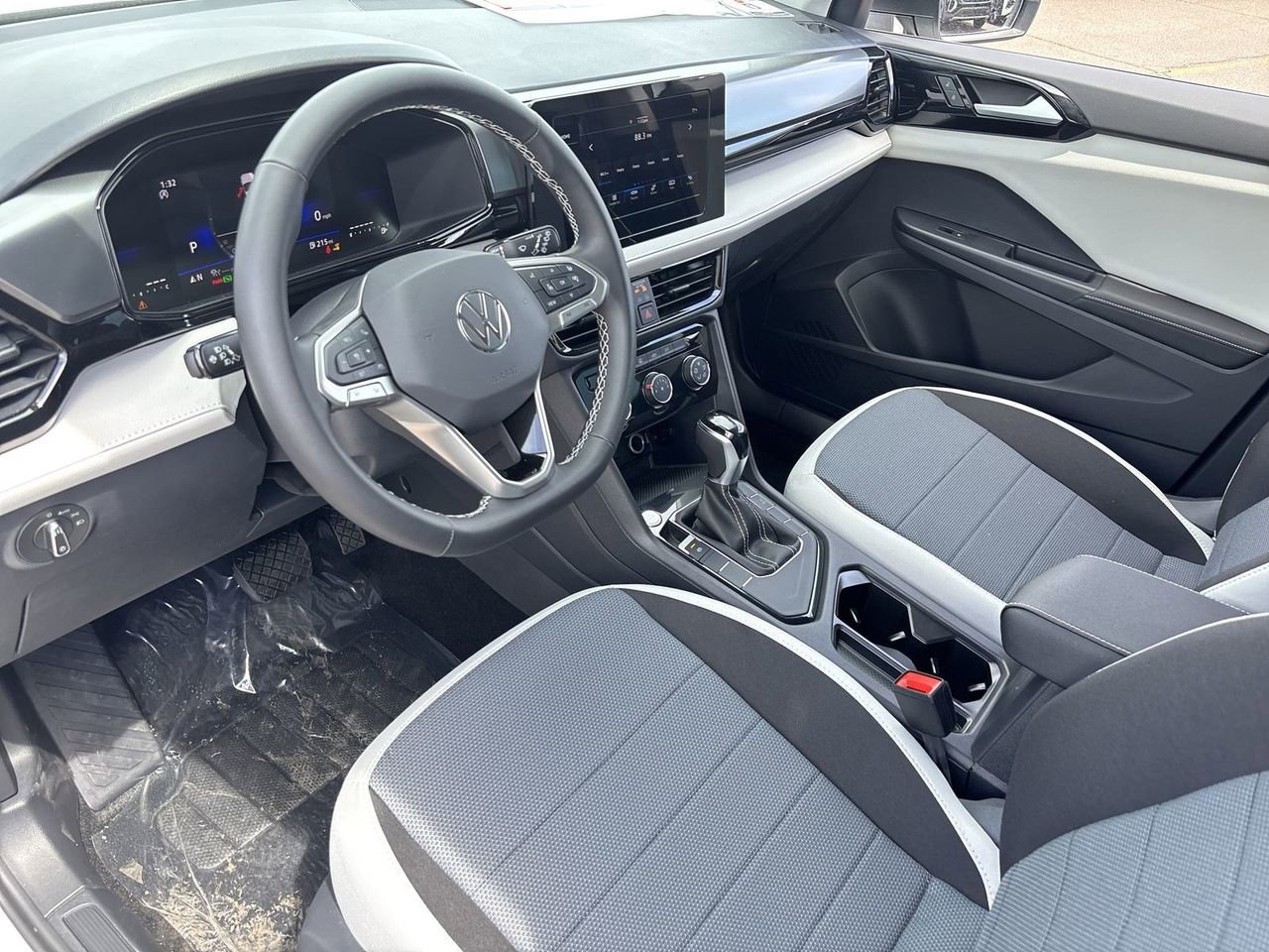 New 2026 Volkswagen Taos S image 14