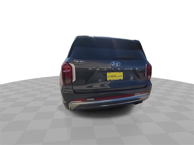 Used 2024 Hyundai Palisade Calligraphy image 7