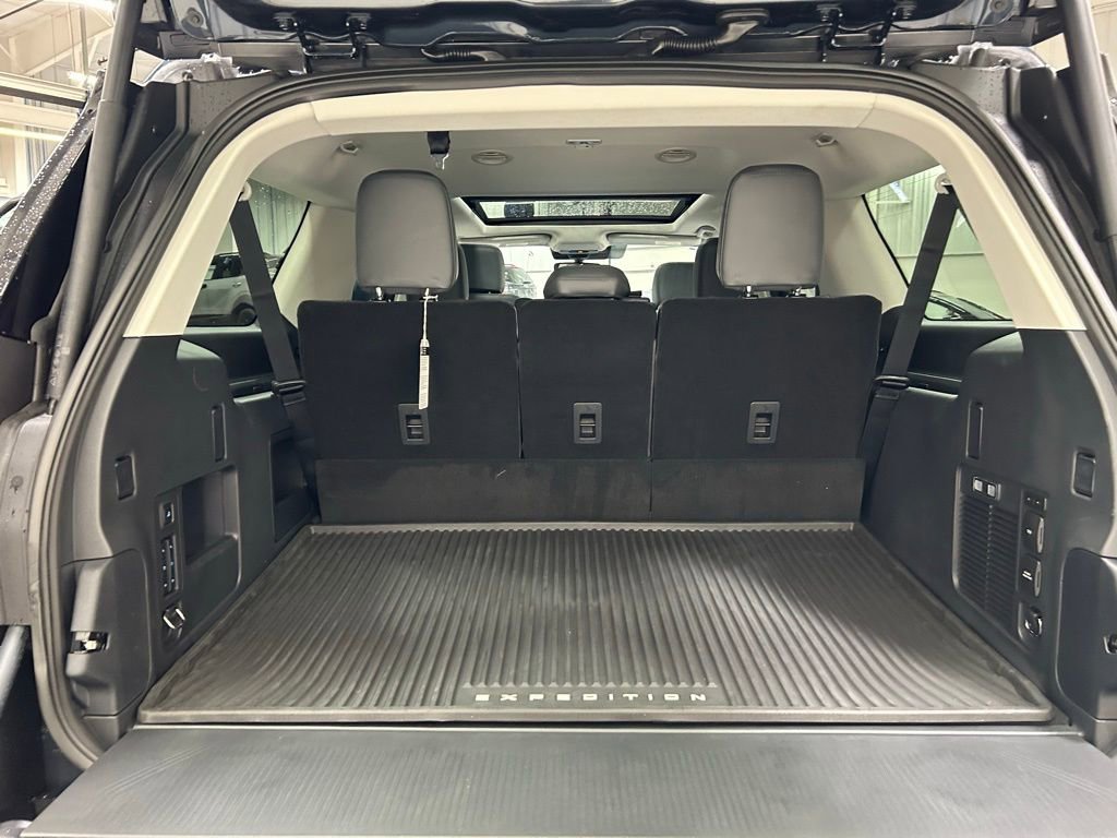 New 2025 Ford Expedition Max Active image 29