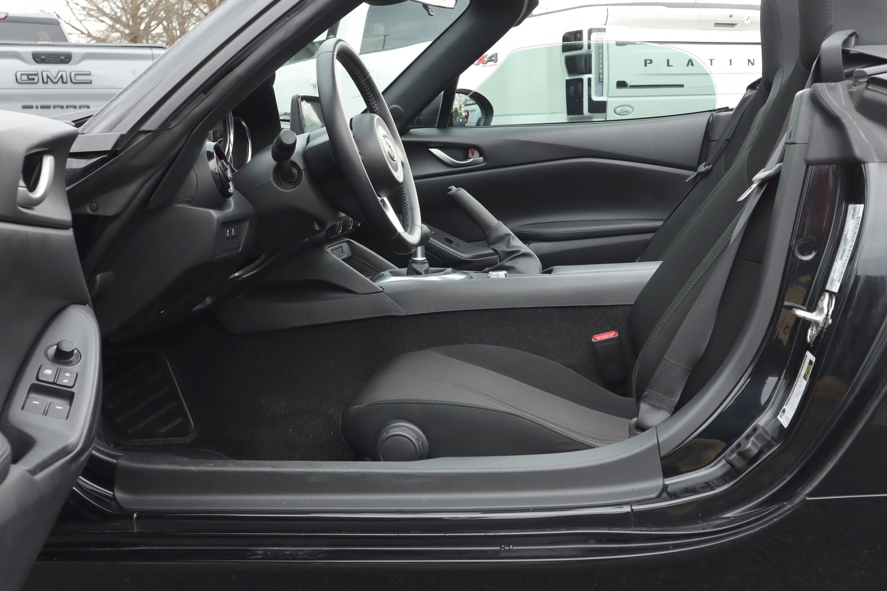 Used 2023 MAZDA MX-5 Miata Sport image 27