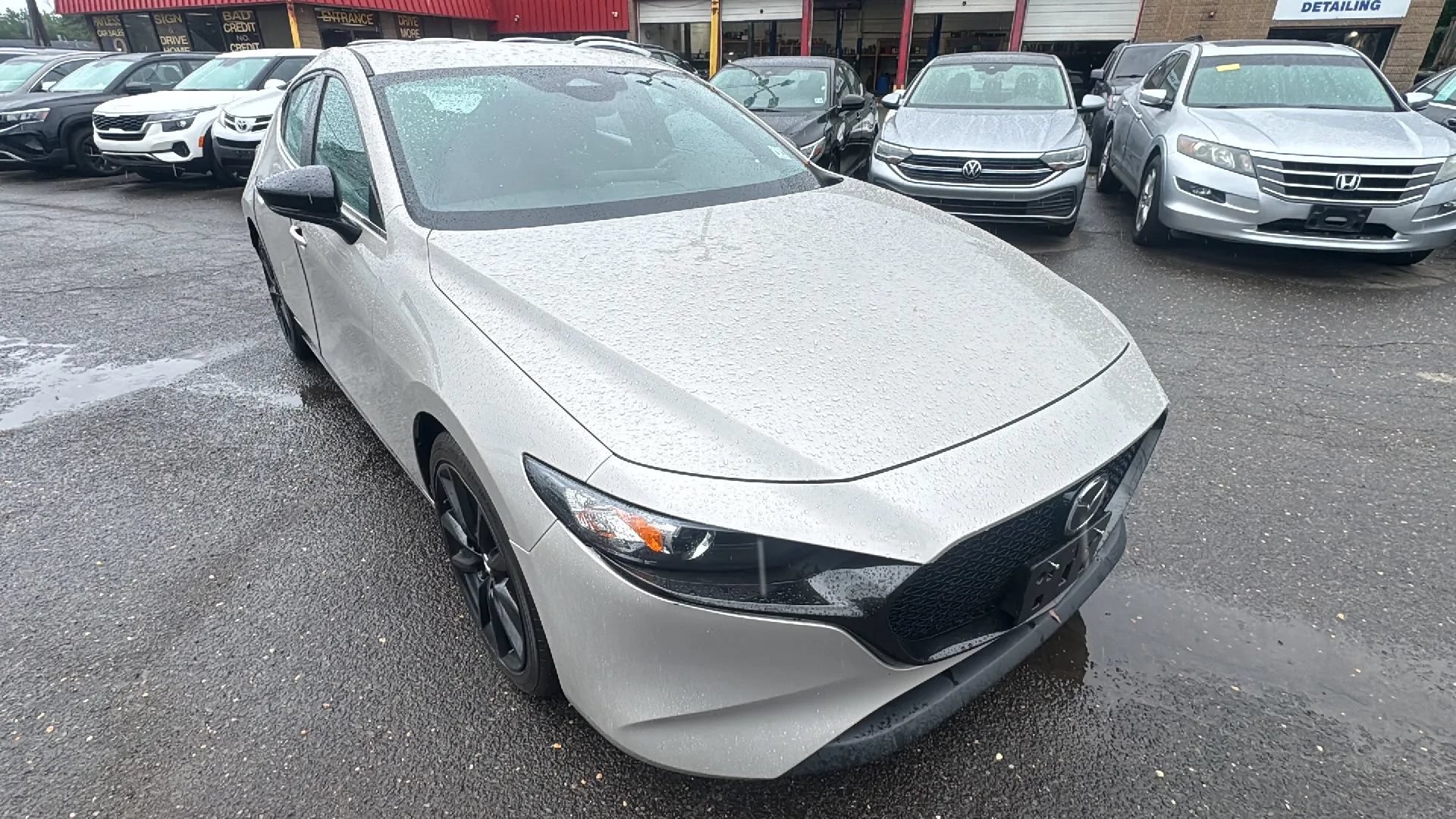 Used 2024 MAZDA MAZDA3 s FWD image 3