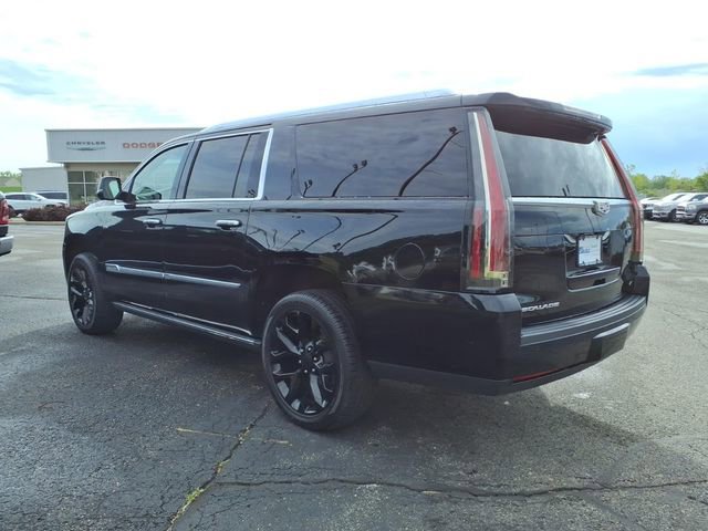 Used 2015 Cadillac Escalade ESV Platinum AWD/4WD image 5