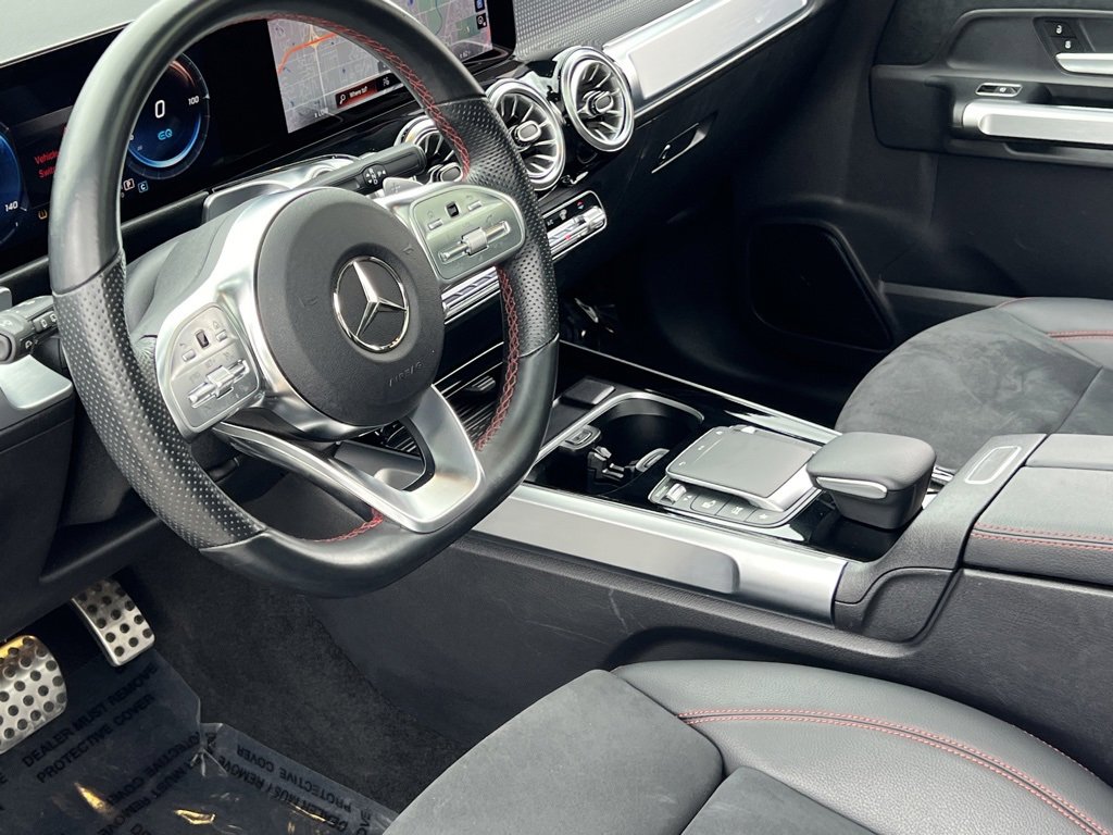 Used 2022 Mercedes-Benz EQB 300 4MATIC image 31