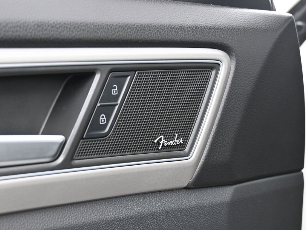 Used 2018 Volkswagen Atlas SEL Premium image 18