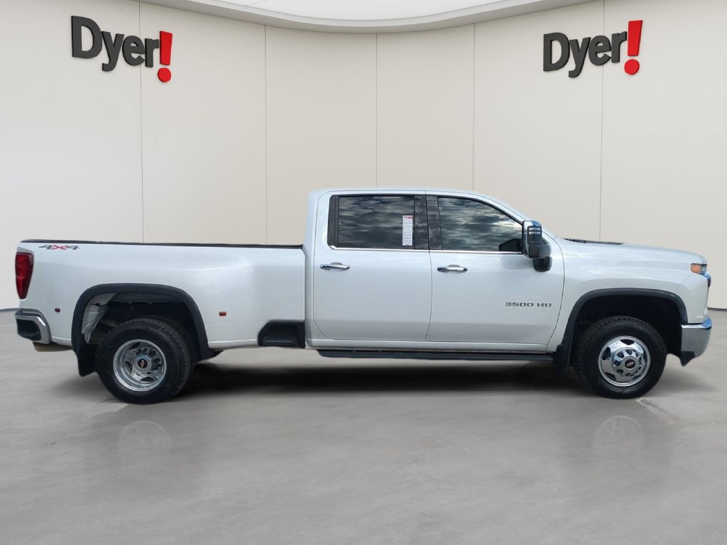Used 2022 Chevrolet Silverado 3500 LTZ w/ LTZ Convenience Package AWD/4WD image 2