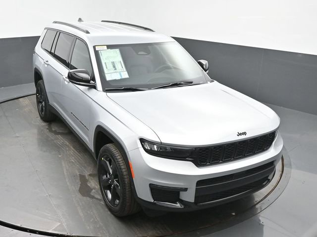 New 2025 Jeep Grand Cherokee L Limited w/ Black Appearance Package image 47