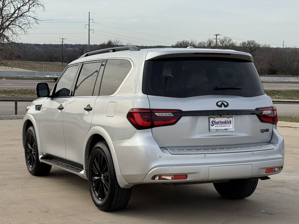 Used 2022 INFINITI QX80 Luxe w/ Cargo Package image 4