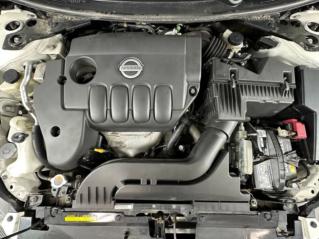 Used 2010 Nissan Altima 2.5 SL w/ SL Pkg image 38