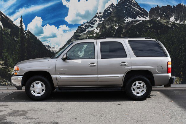 Used 2003 GMC Yukon SLE image 7