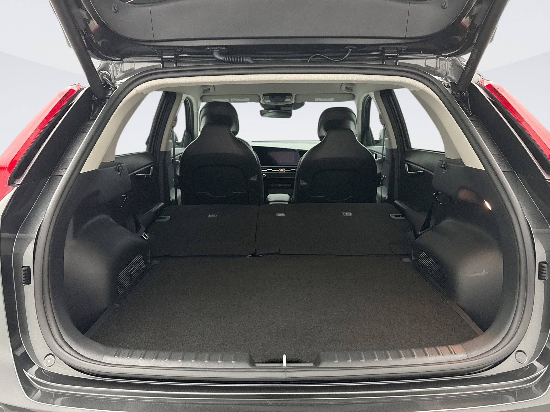 Used 2025 Kia Niro Wind w/ Wind Preserve Package image 23