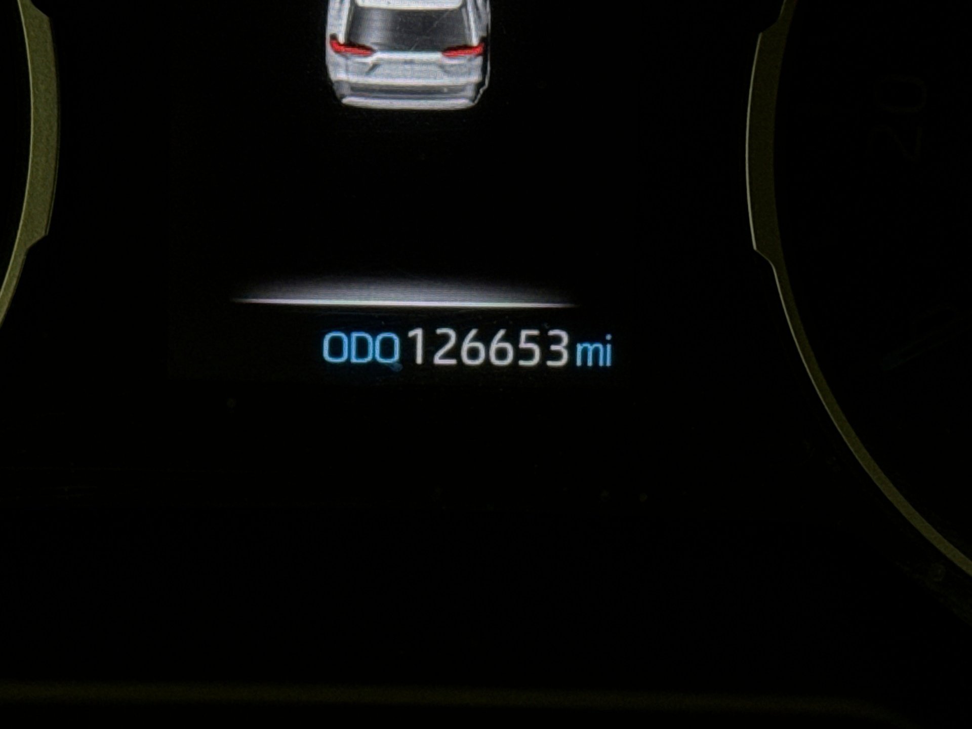 Used 2021 Toyota RAV4 LE AWD/4WD image 9