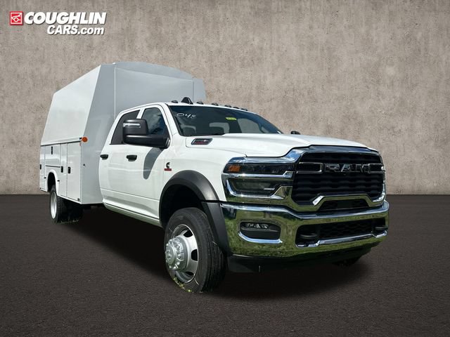 New 2026 RAM 5500 Tradesman w/ Chrome Appearance Group AWD/4WD 360° Tour