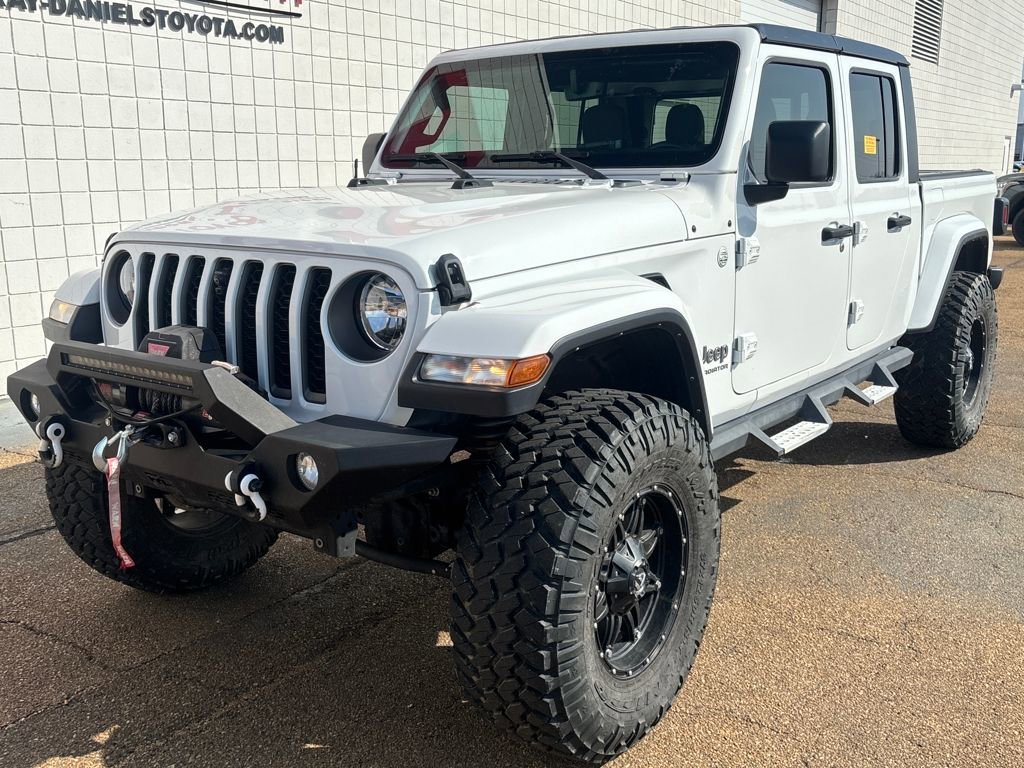 Used 2022 Jeep Gladiator Overland w/ Popular Equipment Package
