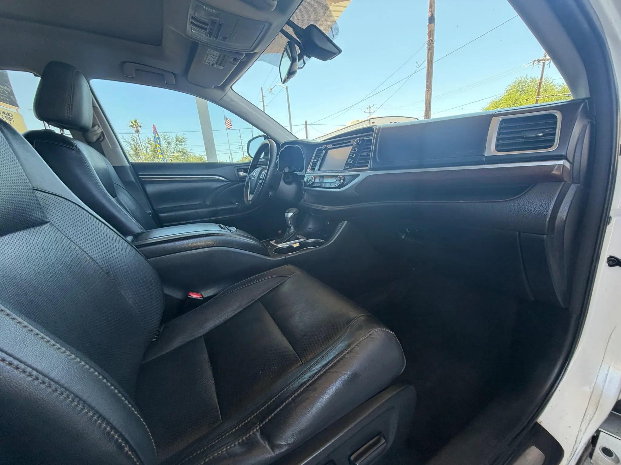 Used 2015 Toyota Highlander Limited Platinum AWD/4WD image 20