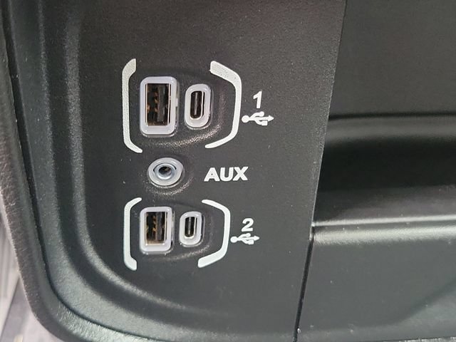 Used 2024 RAM 2500 Laramie w/ Safety Group AWD/4WD image 24