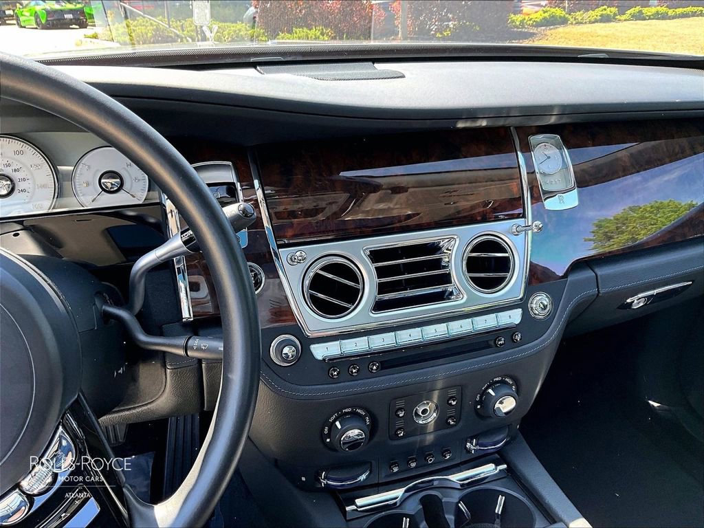 Certified 2016 Rolls-Royce Ghost RWD image 8