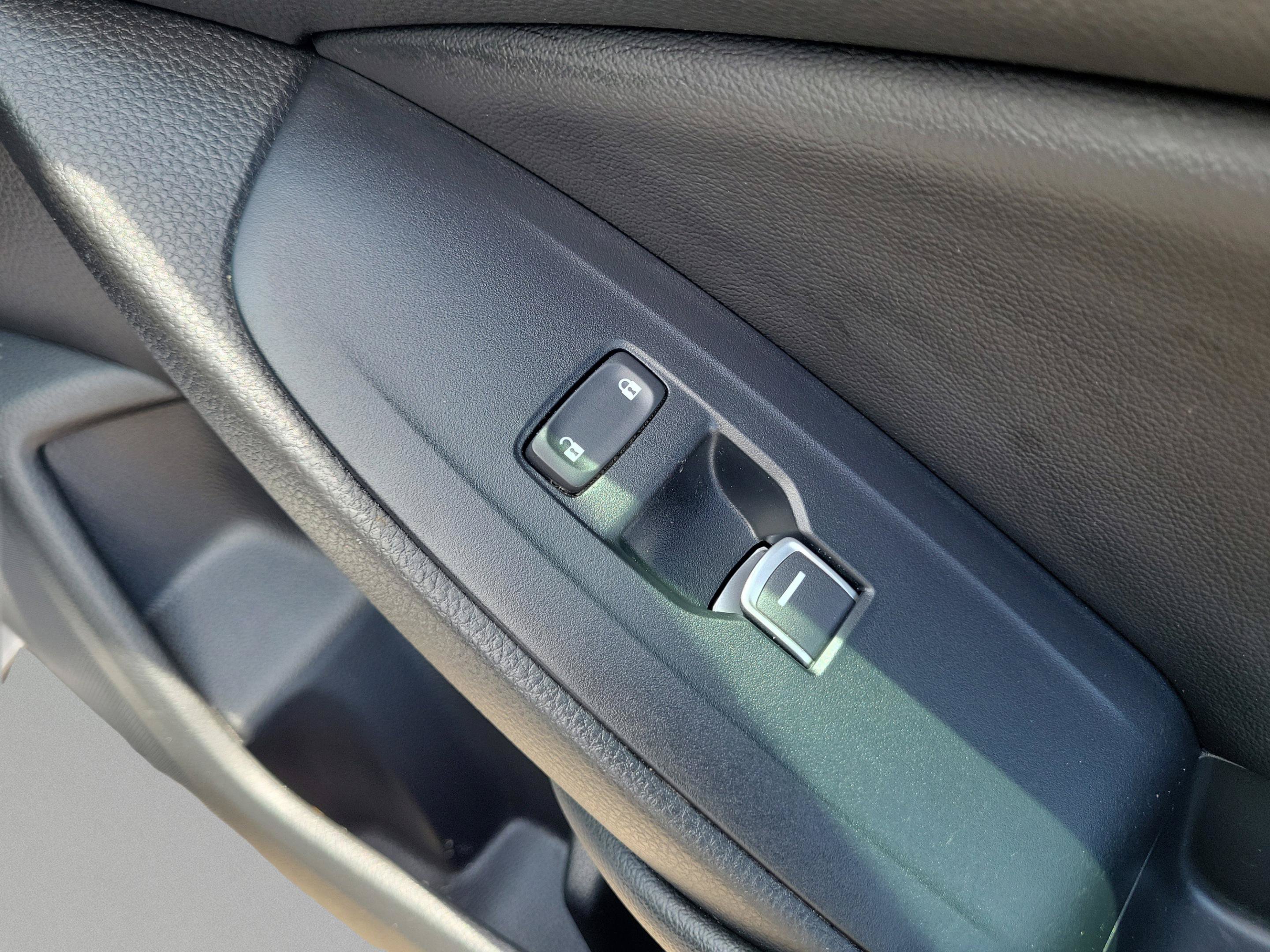 Used 2019 Honda Accord LX image 21