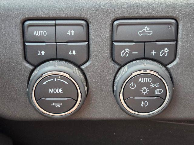 Used 2022 Chevrolet Silverado 1500 LT Trail Boss w/ Convenience Package II image 46